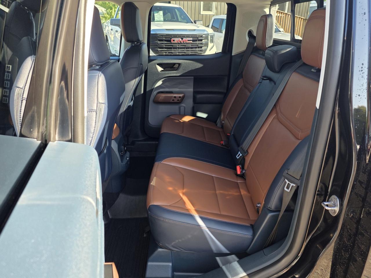 2023 Ford Maverick LARIAT AWD - Photo #21