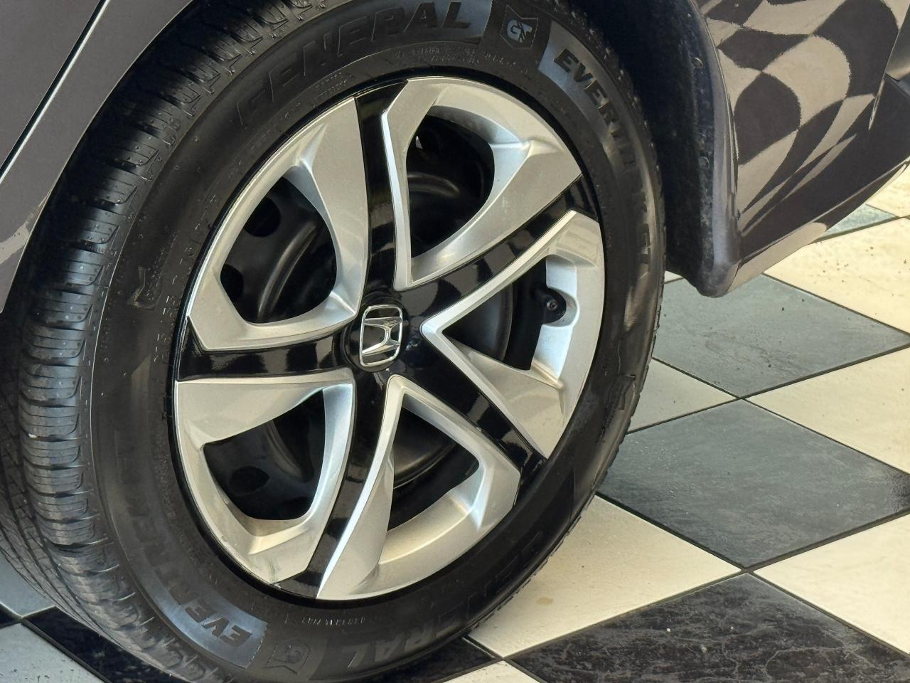 2018 Honda Civic LX+New Tires+ApplePlay+Camera+CLEAN CARFAX - Photo #47