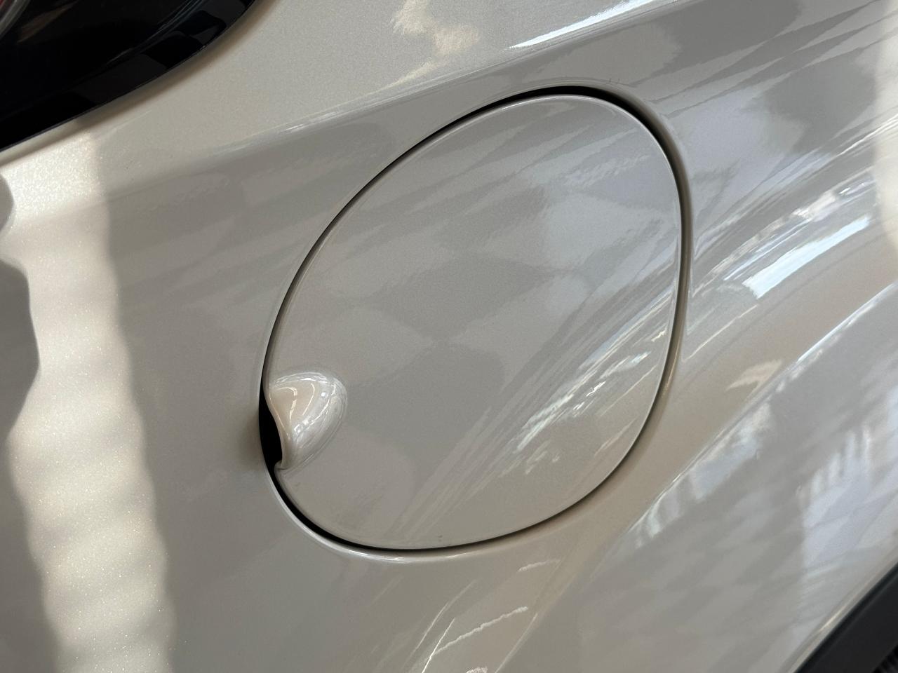 2018 Ford Escape SEL 4WD+Leather+Roof+ApplePlay+GPS+CLEAN CARFAX Photo121