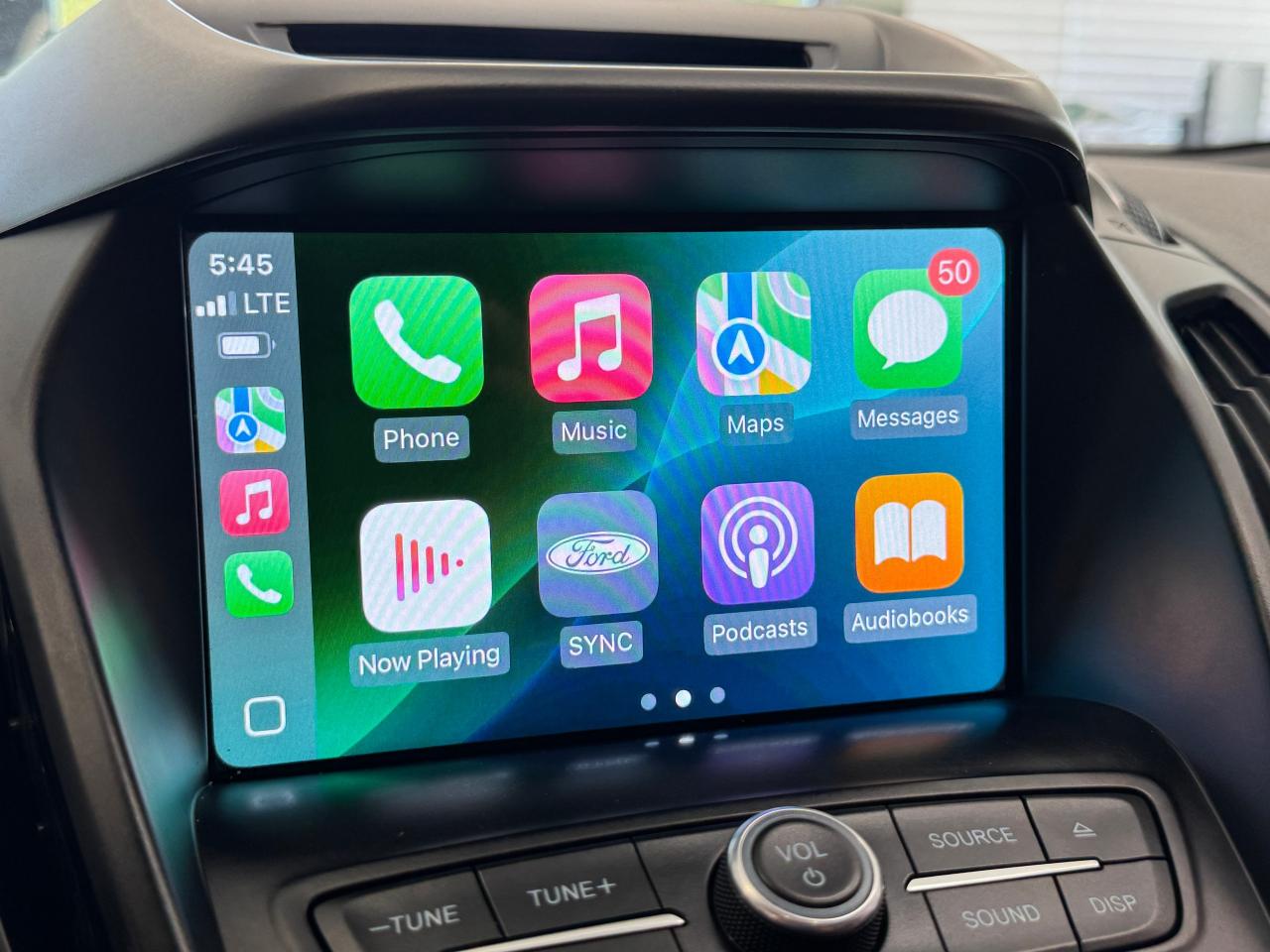2018 Ford Escape SEL 4WD+Leather+Roof+ApplePlay+GPS+CLEAN CARFAX - Photo #28