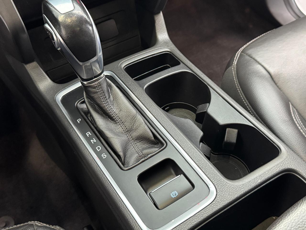 2018 Ford Escape SEL 4WD+Leather+Roof+ApplePlay+GPS+CLEAN CARFAX Photo35