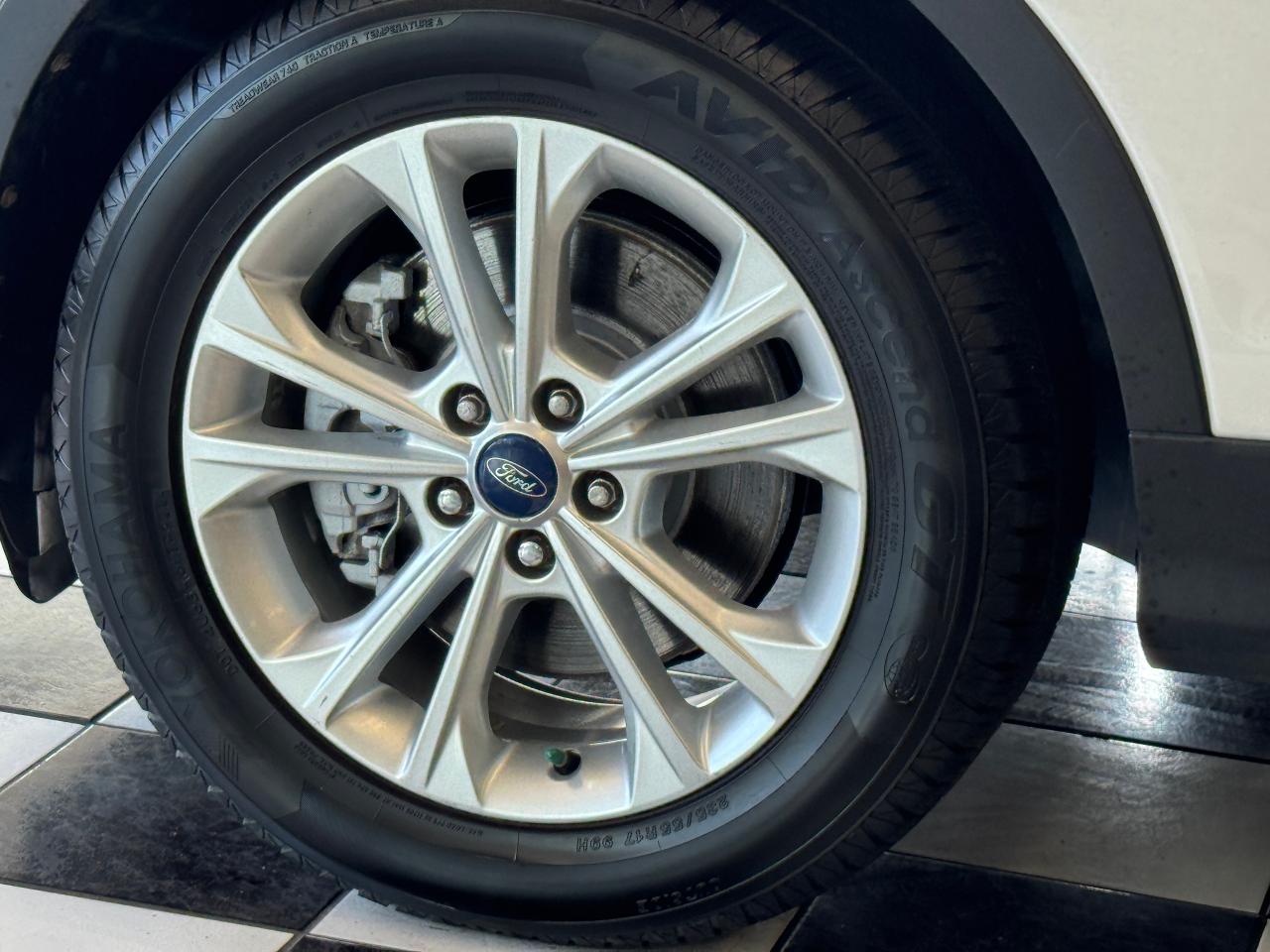 2018 Ford Escape SEL 4WD+Leather+Roof+ApplePlay+GPS+CLEAN CARFAX Photo51