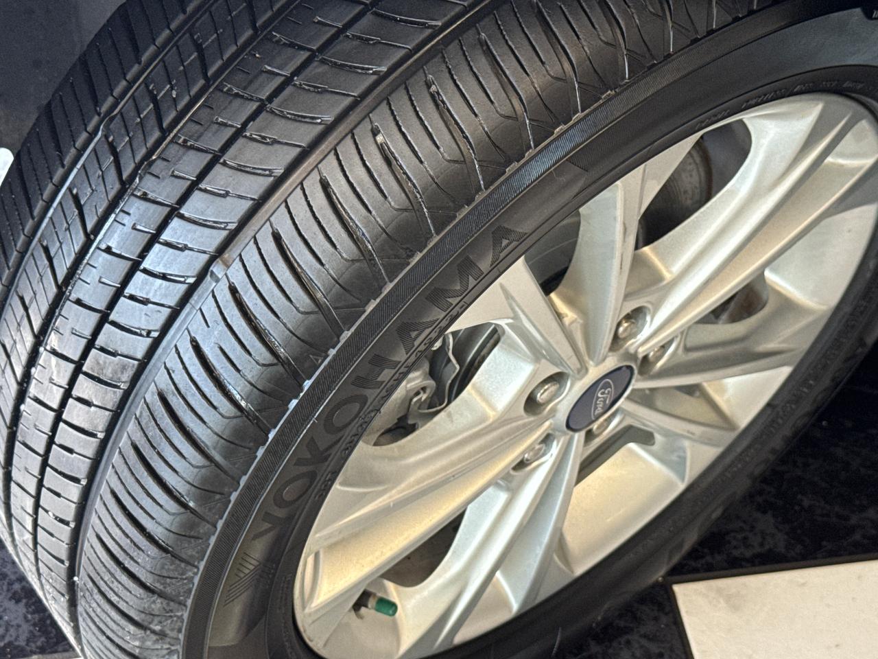 2018 Ford Escape SEL 4WD+Leather+Roof+ApplePlay+GPS+CLEAN CARFAX Photo65