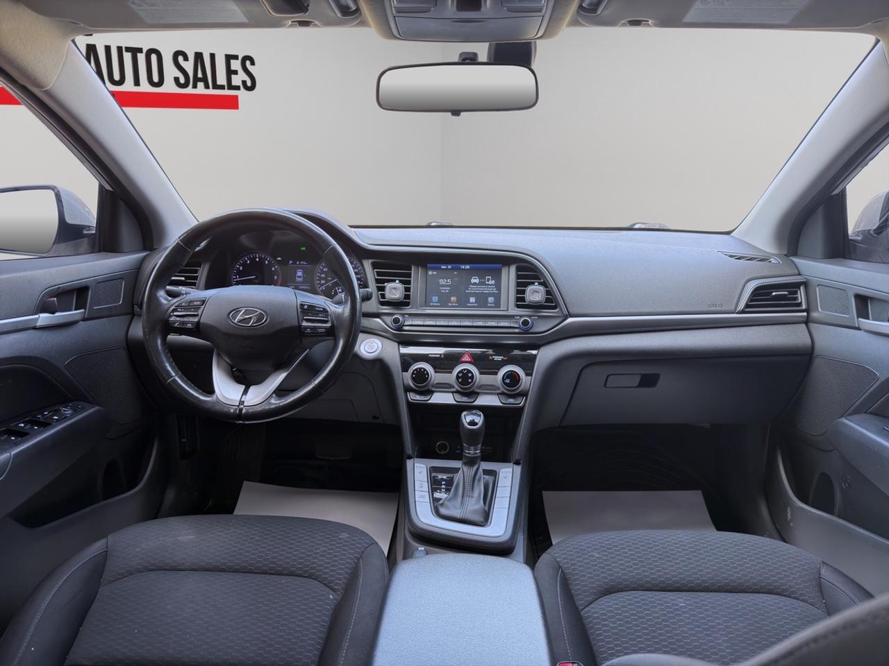 2020 Hyundai Elantra Limited Photo