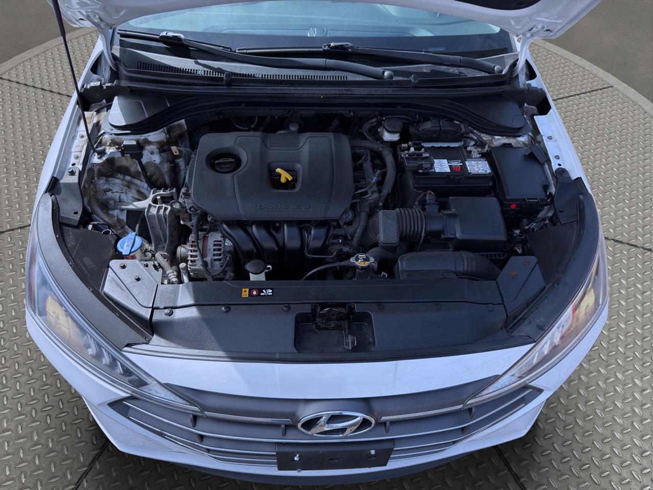 2020 Hyundai Elantra Limited Photo