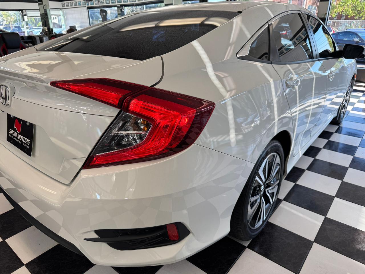 2016 Honda Civic EX-T+Camera+Adaptive Cruise+ACCIDENT FREE Photo38