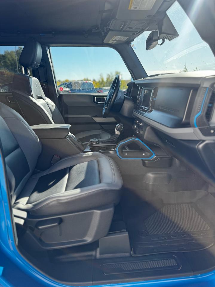 2022 Ford Bronco Black Diamond Photo5