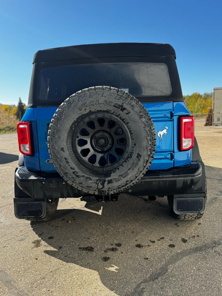 2022 Ford Bronco Black Diamond Photo5