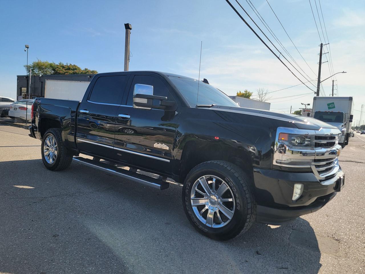 2017 Chevrolet Silverado 1500 High Country Photo2