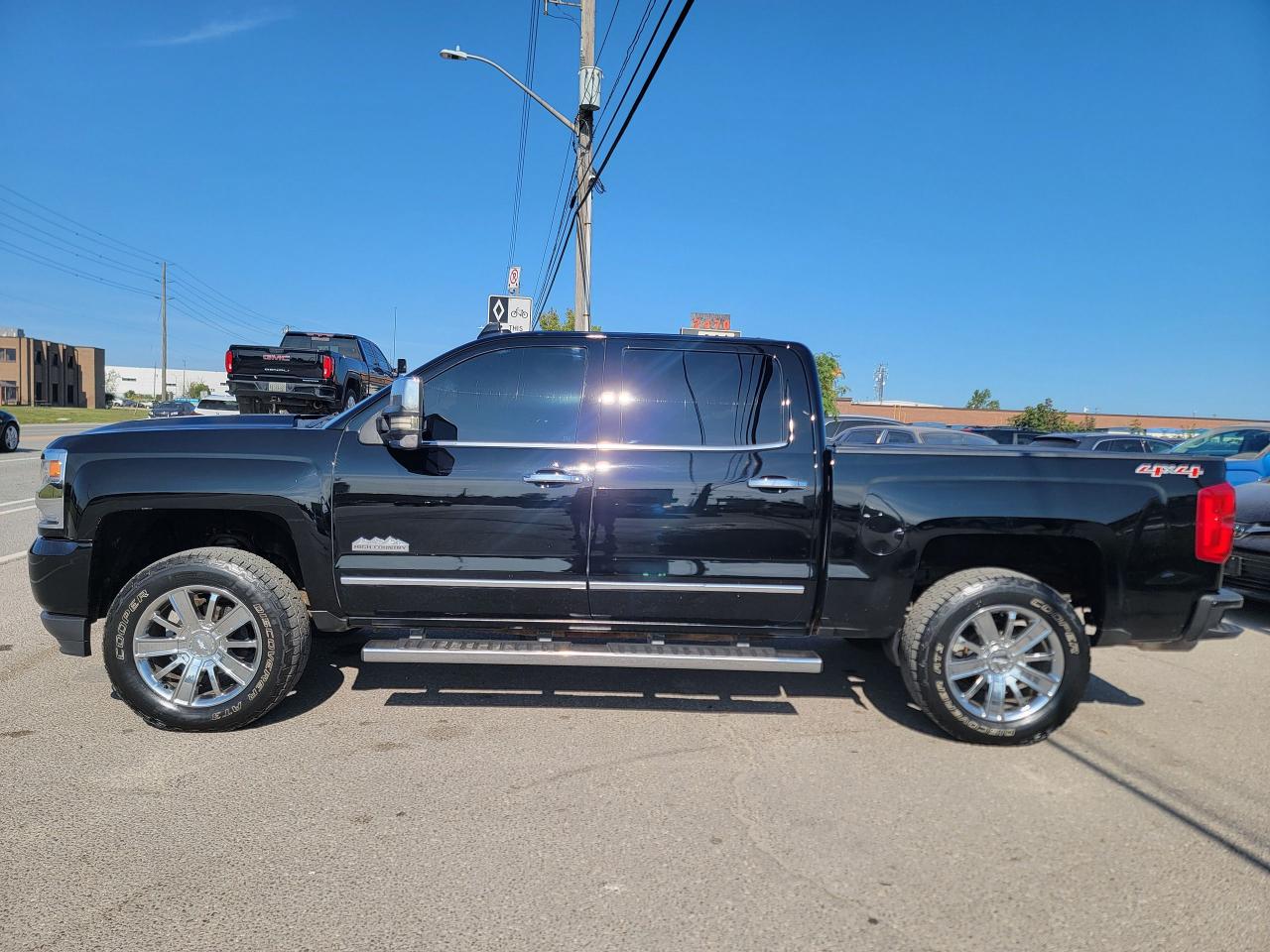 2017 Chevrolet Silverado 1500 High Country - Photo #9