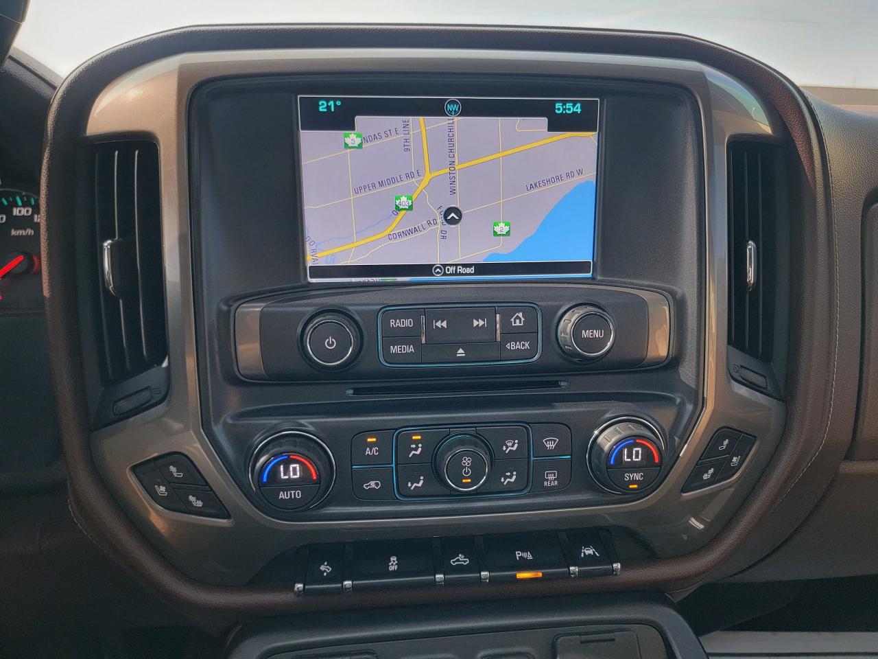 2017 Chevrolet Silverado 1500 High Country - Photo #16