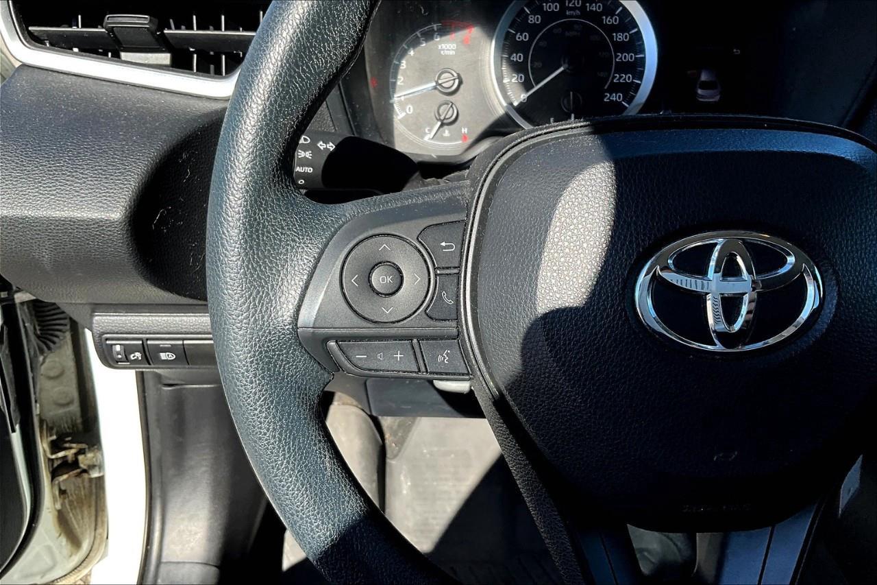 2020 Toyota Corolla L Photo