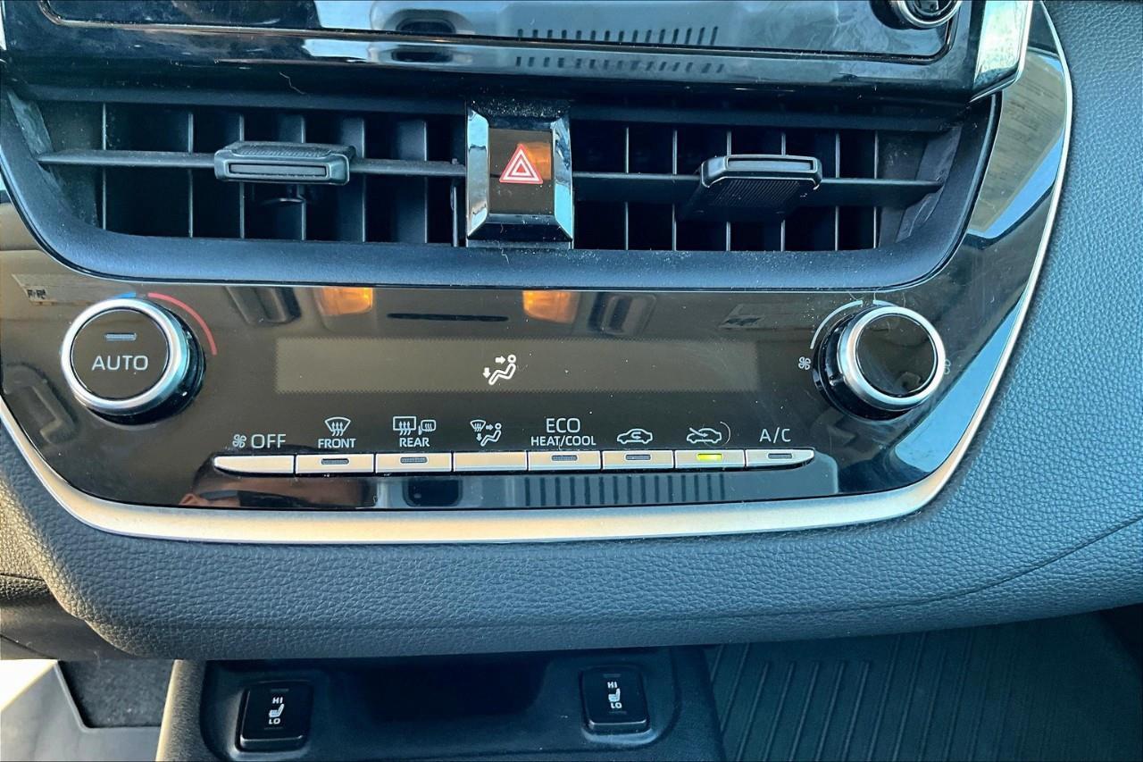 2020 Toyota Corolla L Photo