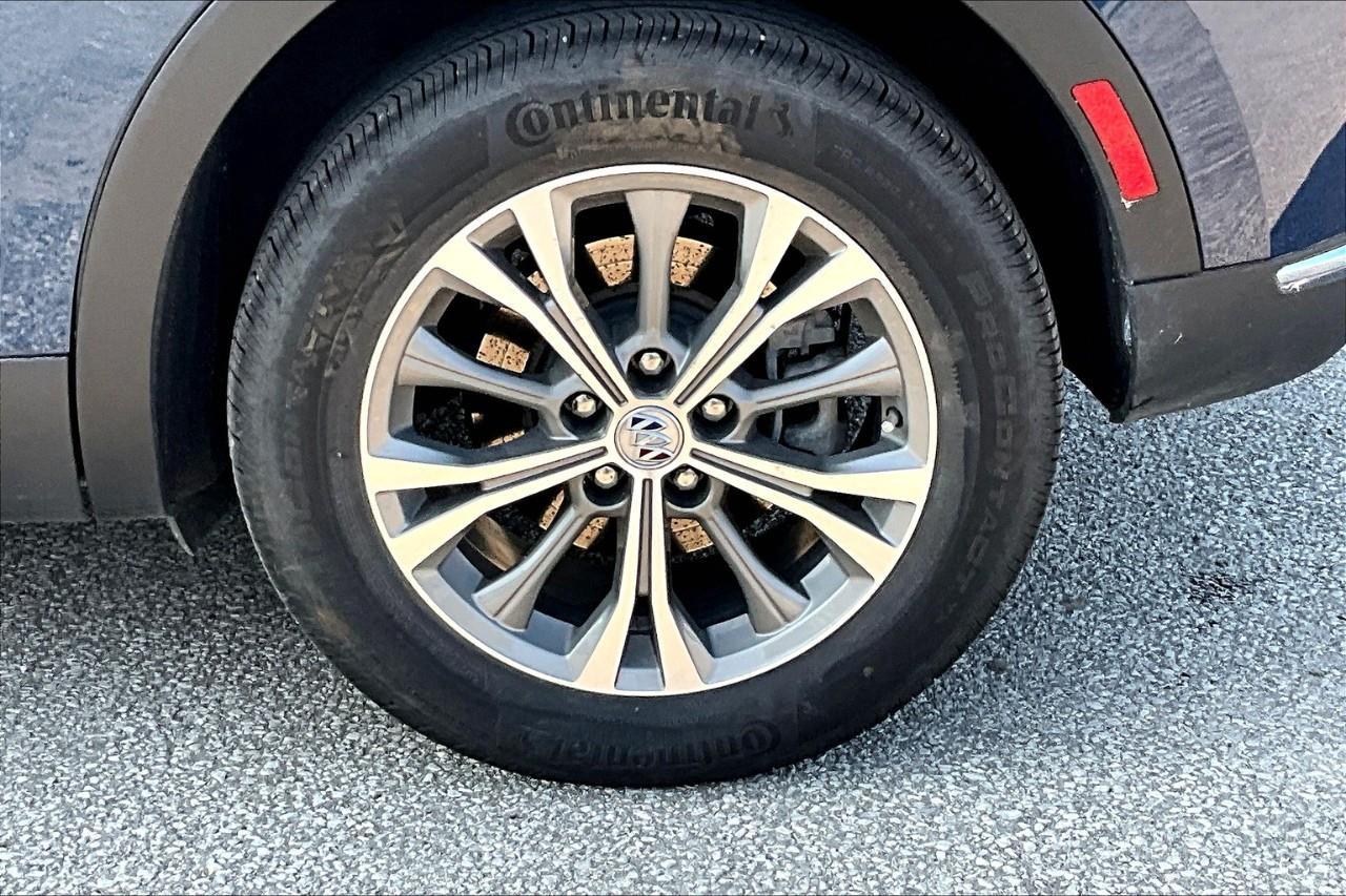 2023 Buick Envision Preferred Photo