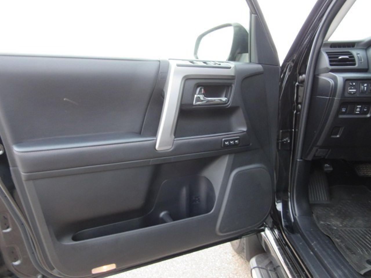 2022 Toyota 4Runner BASE Photo