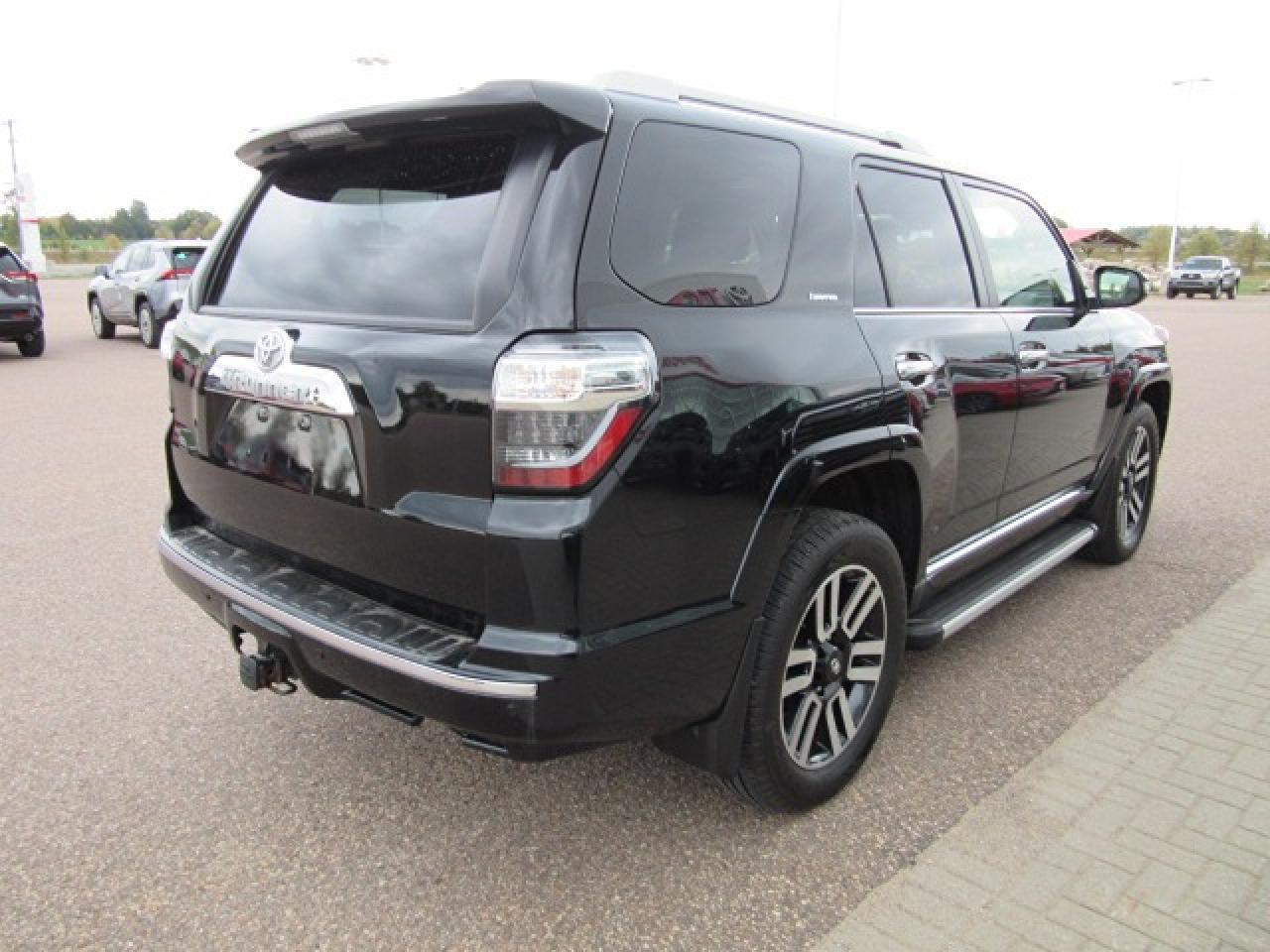 2022 Toyota 4Runner BASE Photo