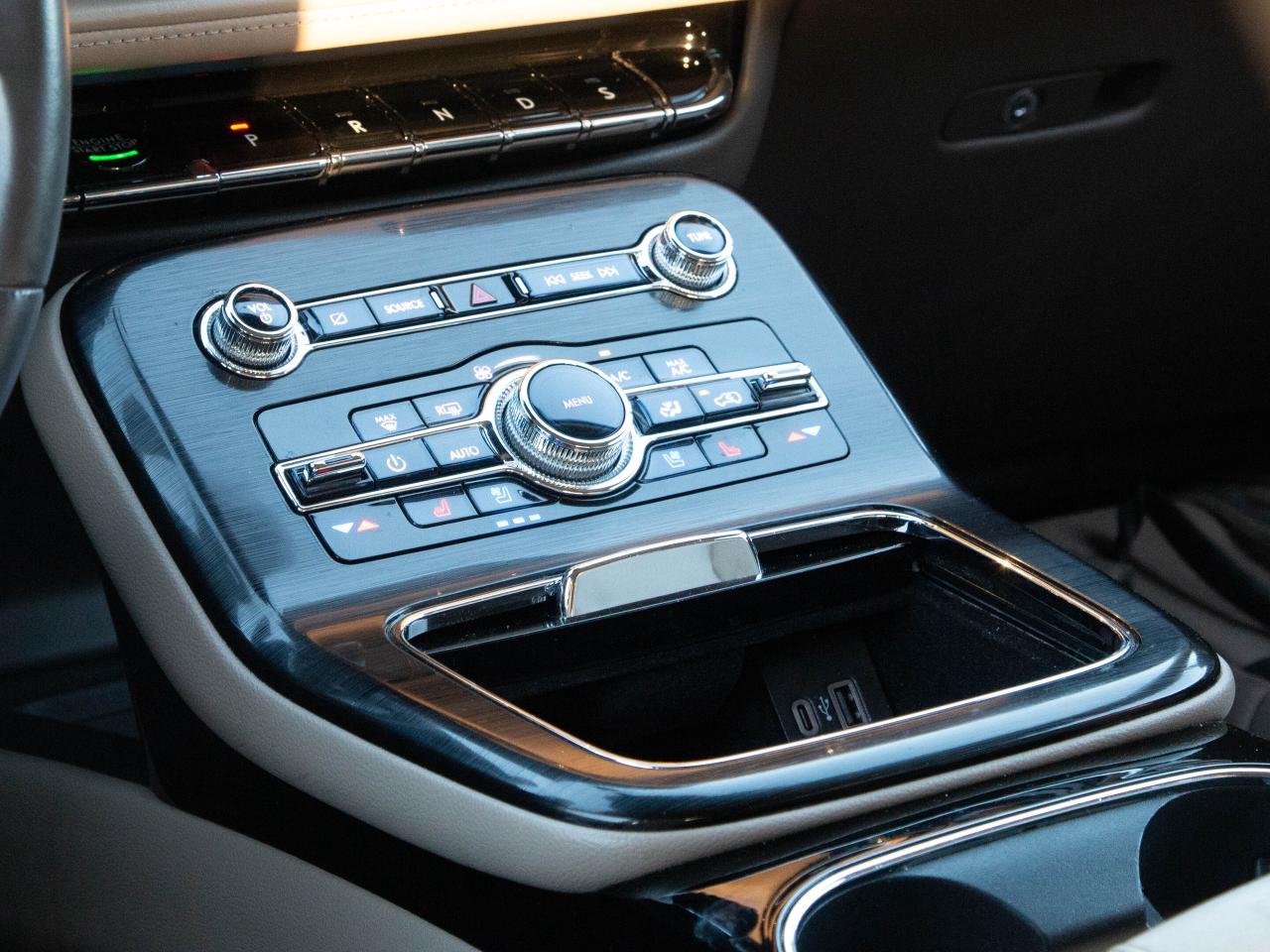 2021 Lincoln Nautilus RESERVE | AWD | 20"RIM | REVEL | PANO Photo