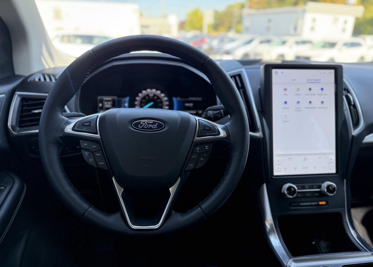 2024 Ford Edge Titanium AWD | BLUETOOTH | REMOTE START | Photo