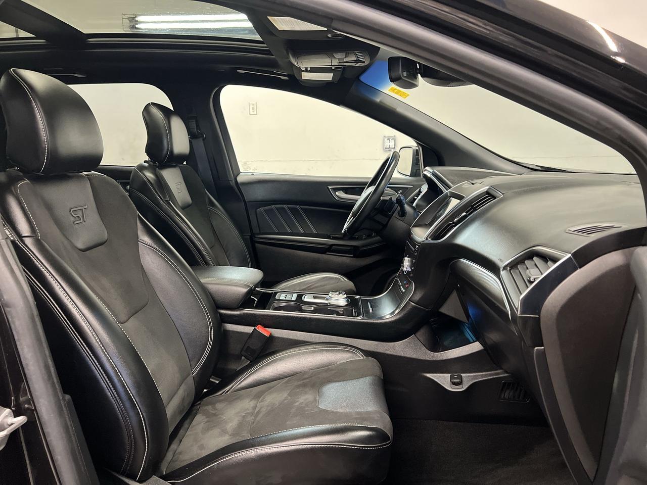 2019 Ford Edge ST AWD |335HP ECOBOOST |COOLED LEATHER | PANO ROOF Photo