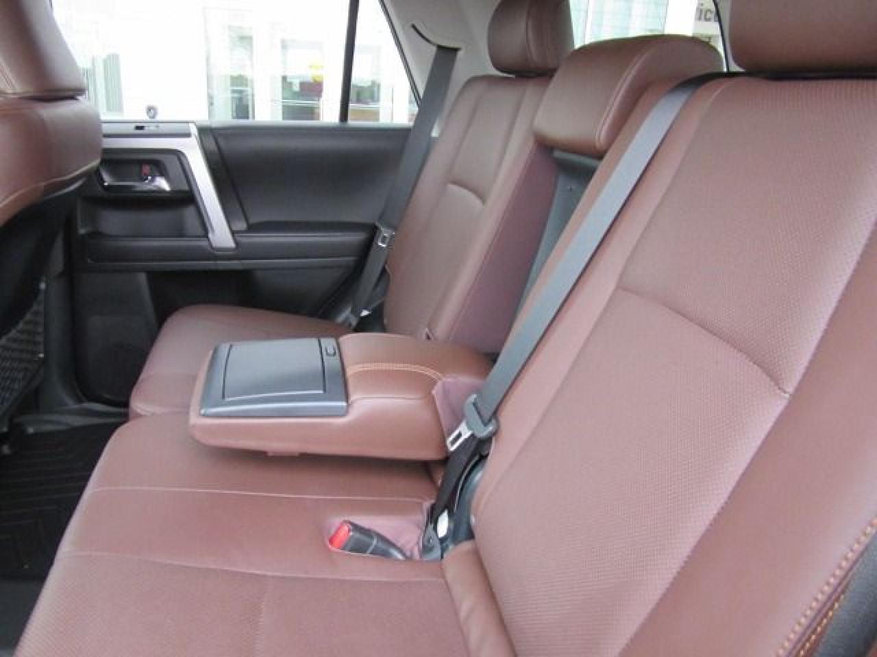 2022 Toyota 4Runner BASE - Photo #20