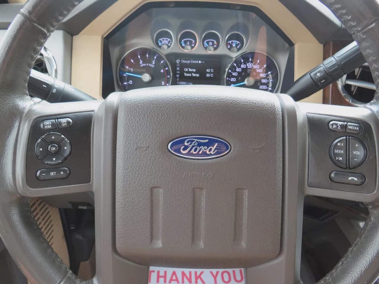 2015 Ford F-250 Super Duty SRW Lariat | Low Km | Safety Certified | Excellent Condition | Diesel | Running Boards | Tow Hitch | Alloy Rims | Leather | Loaded | Heated Seats | Reverse Camera | Cruise Control | Bluetooth Photo
