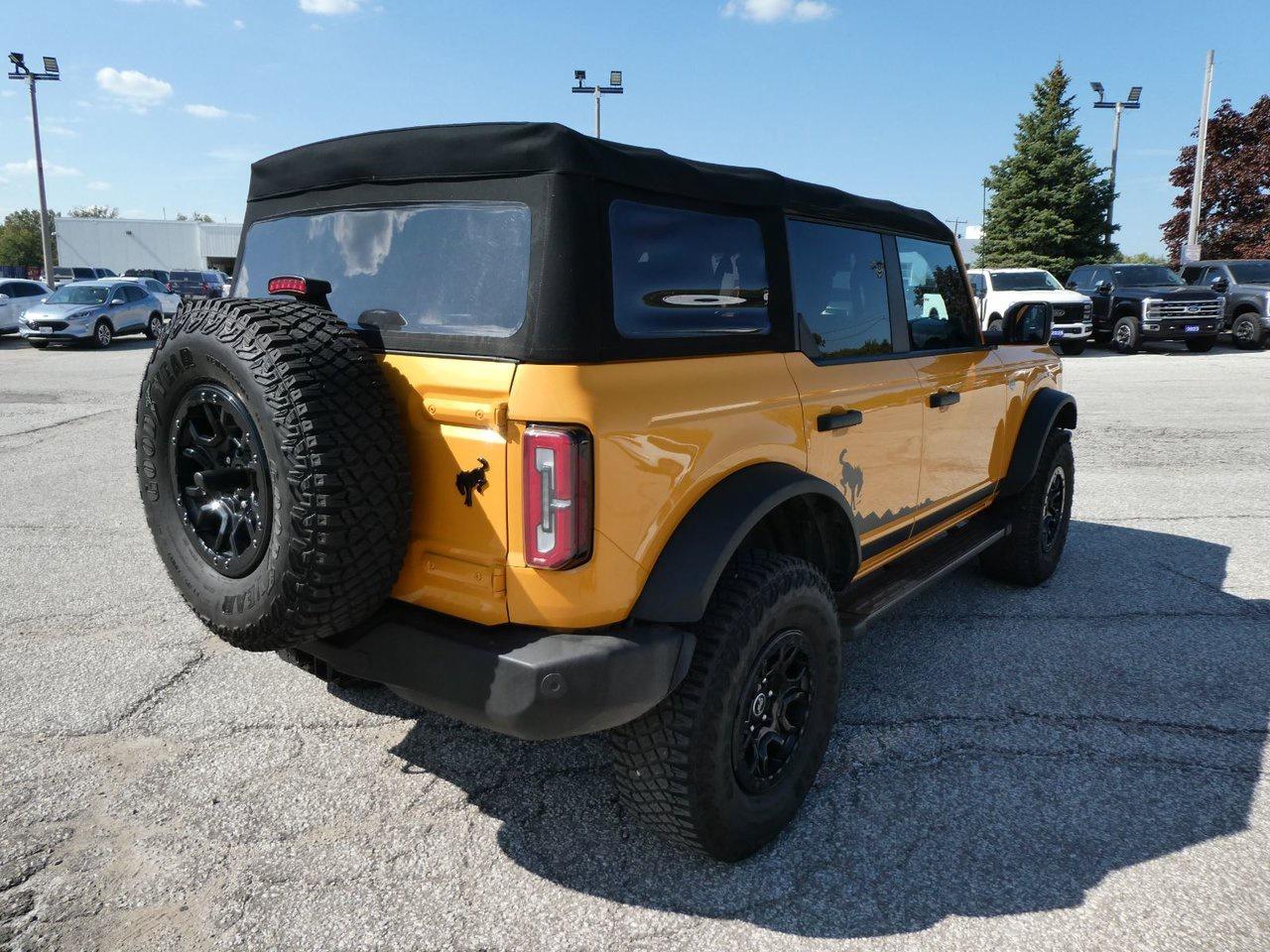 2022 Ford Bronco WildTrak Photo