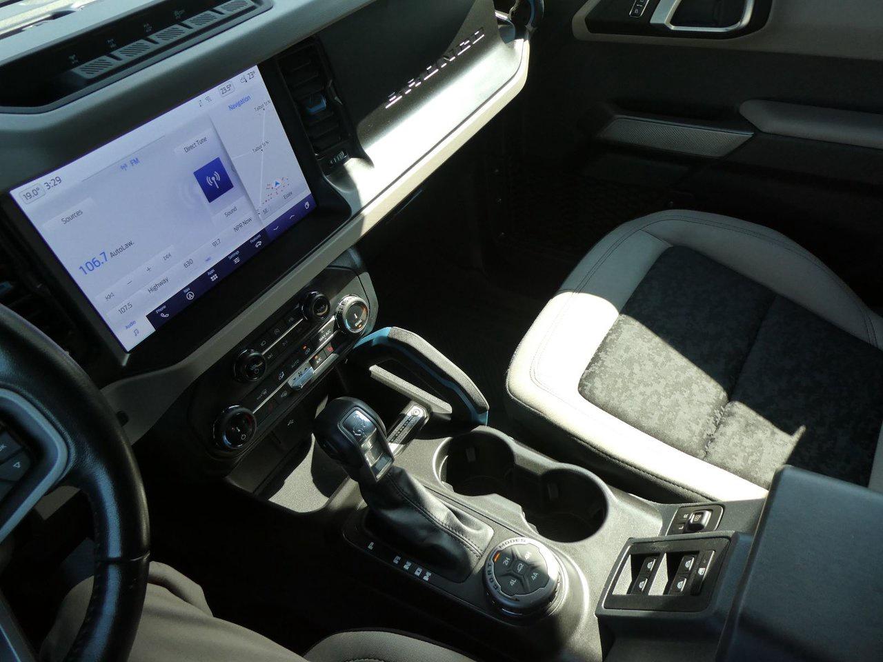 2022 Ford Bronco WildTrak Photo