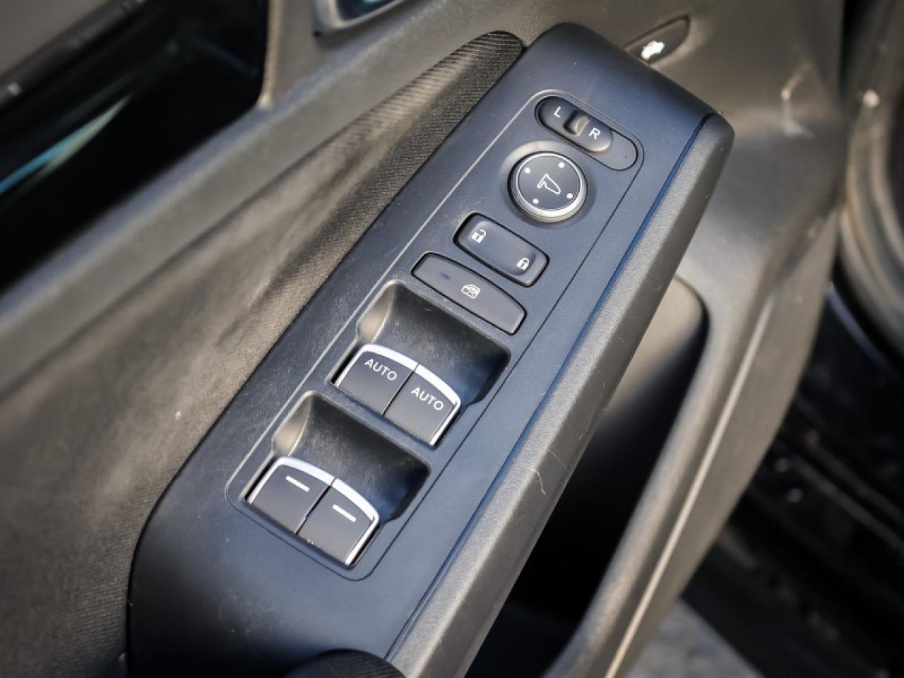 2022 Honda Civic Sedan EX  - Sunroof -  Android Auto - $184 B/W Photo