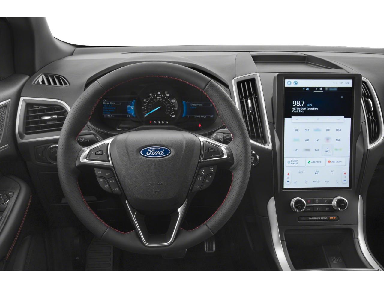 2024 Ford Edge Titanium Photo3