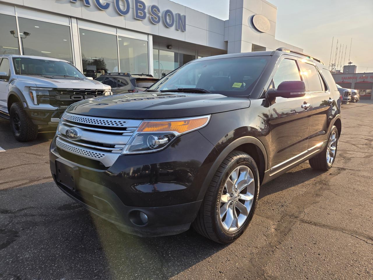 Used 2014 Ford Explorer XLT for sale in Salmon Arm, BC