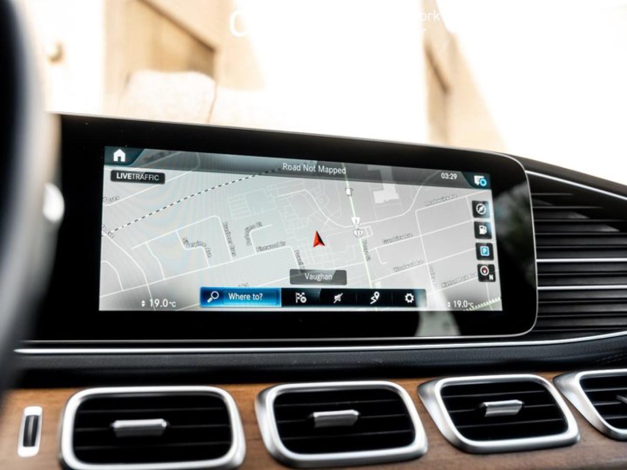 2022 Mercedes-Benz GLE 450 Panoroof Night Package Premium Package Navi 360 Camera Photo