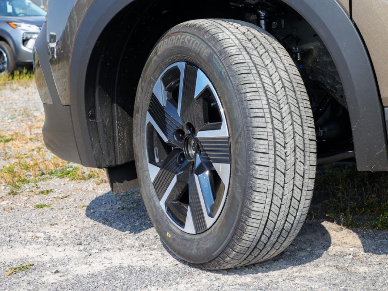 2026 Nissan Kicks SV AWD  - Premium Package Photo