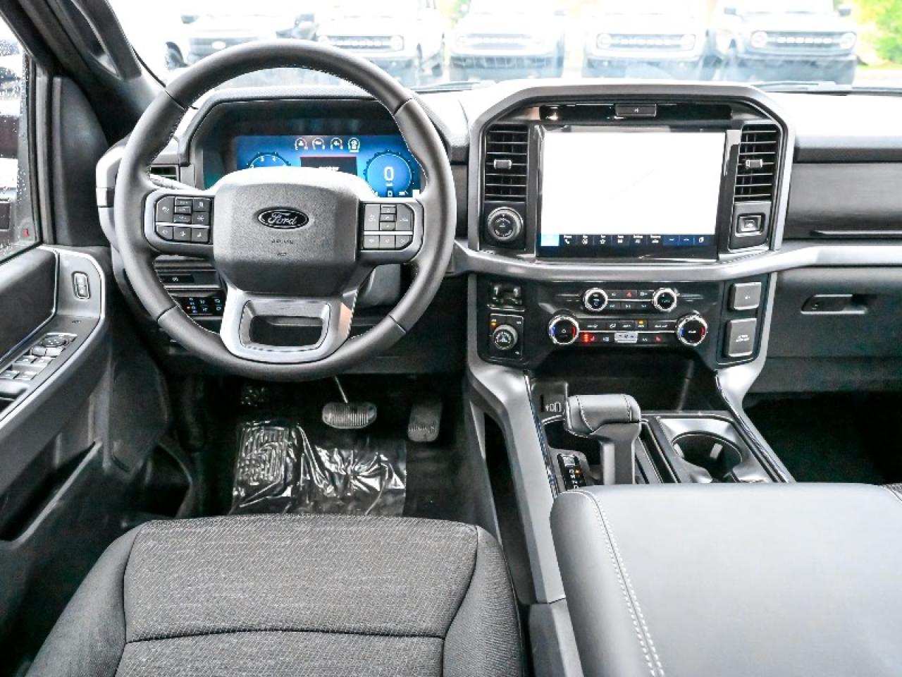 2025 Ford F-150 XLT Photo