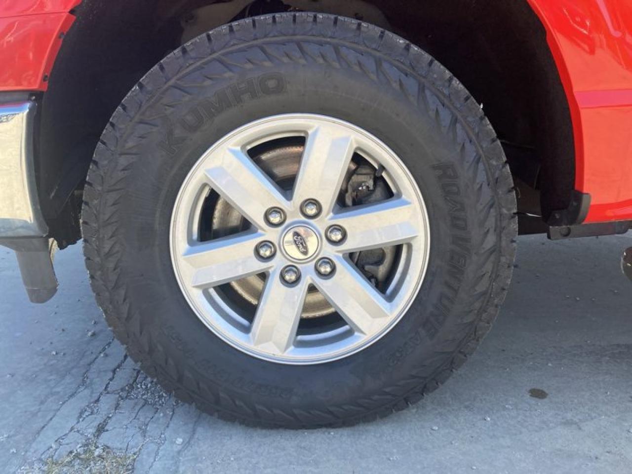 2021 Ford F-150 XLT 4WD | TRUCK CAP | BED SLIDE Photo