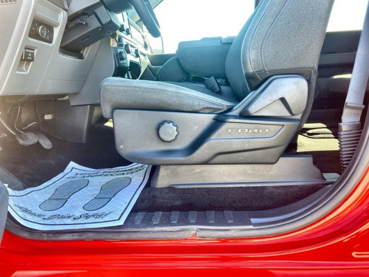 2021 Ford F-150 XLT 4WD | TRUCK CAP | BED SLIDE Photo