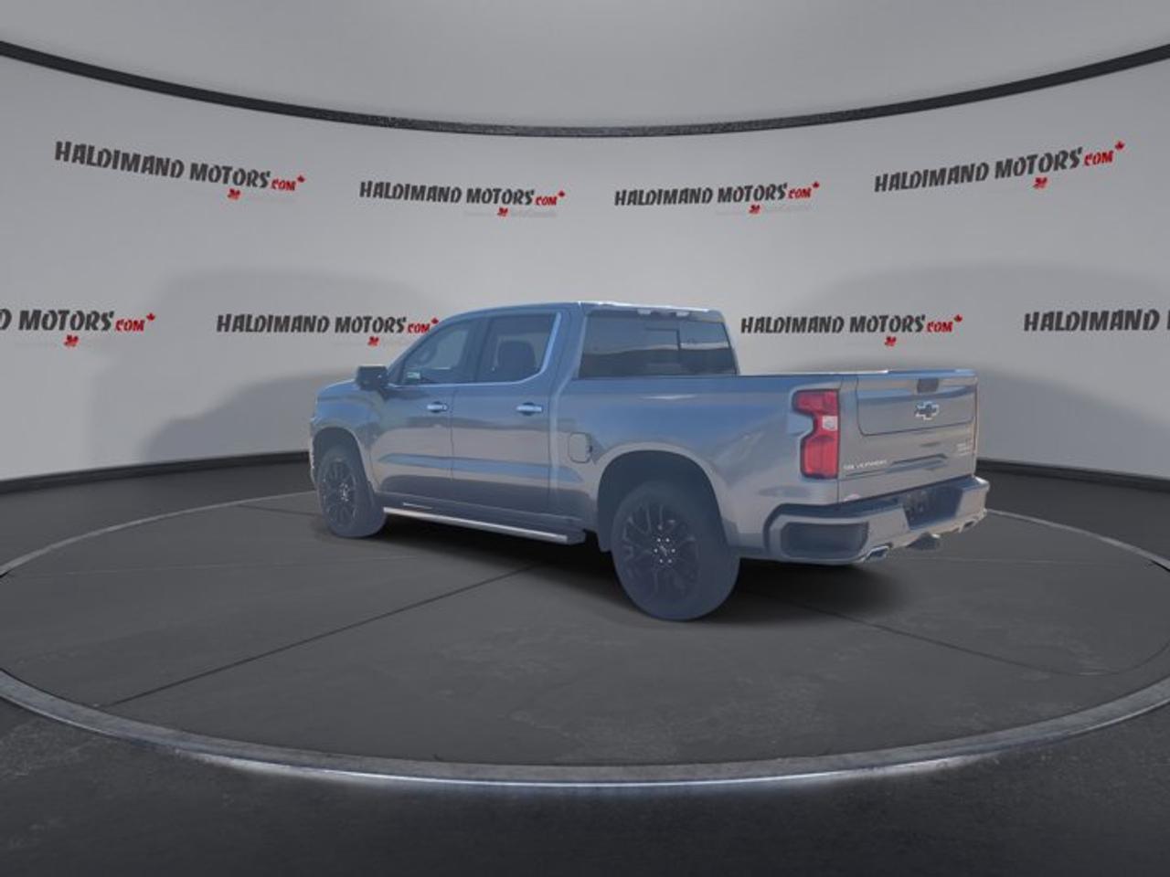 2021 Chevrolet Silverado 1500 High Country 4x4 Crew Cab 5.5ft Box Photo