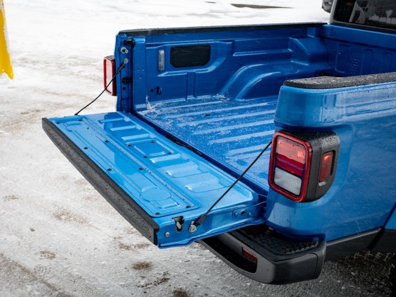 2026 Jeep Gladiator Willys Photo