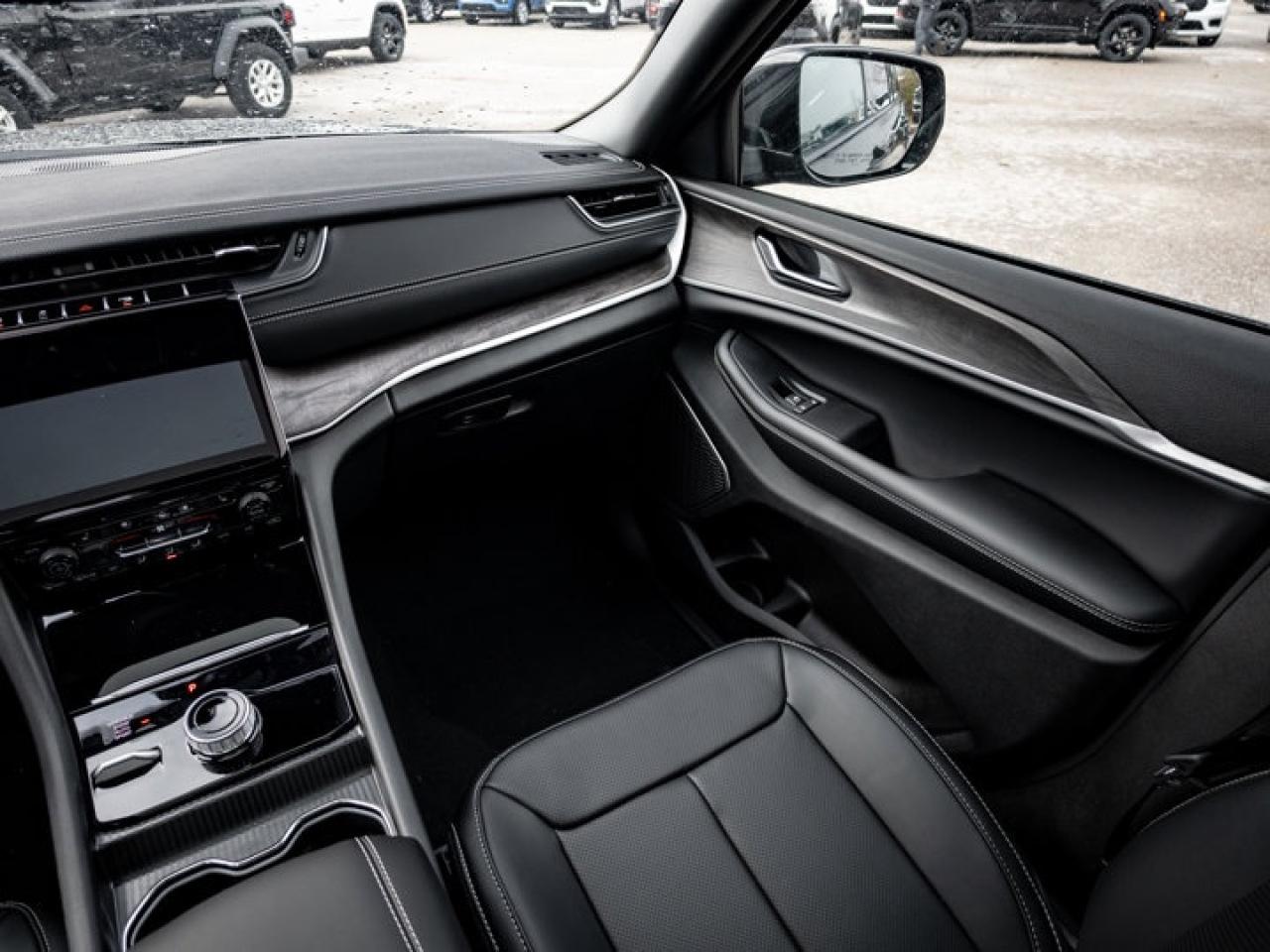 2025 Jeep Grand Cherokee Limited Photo