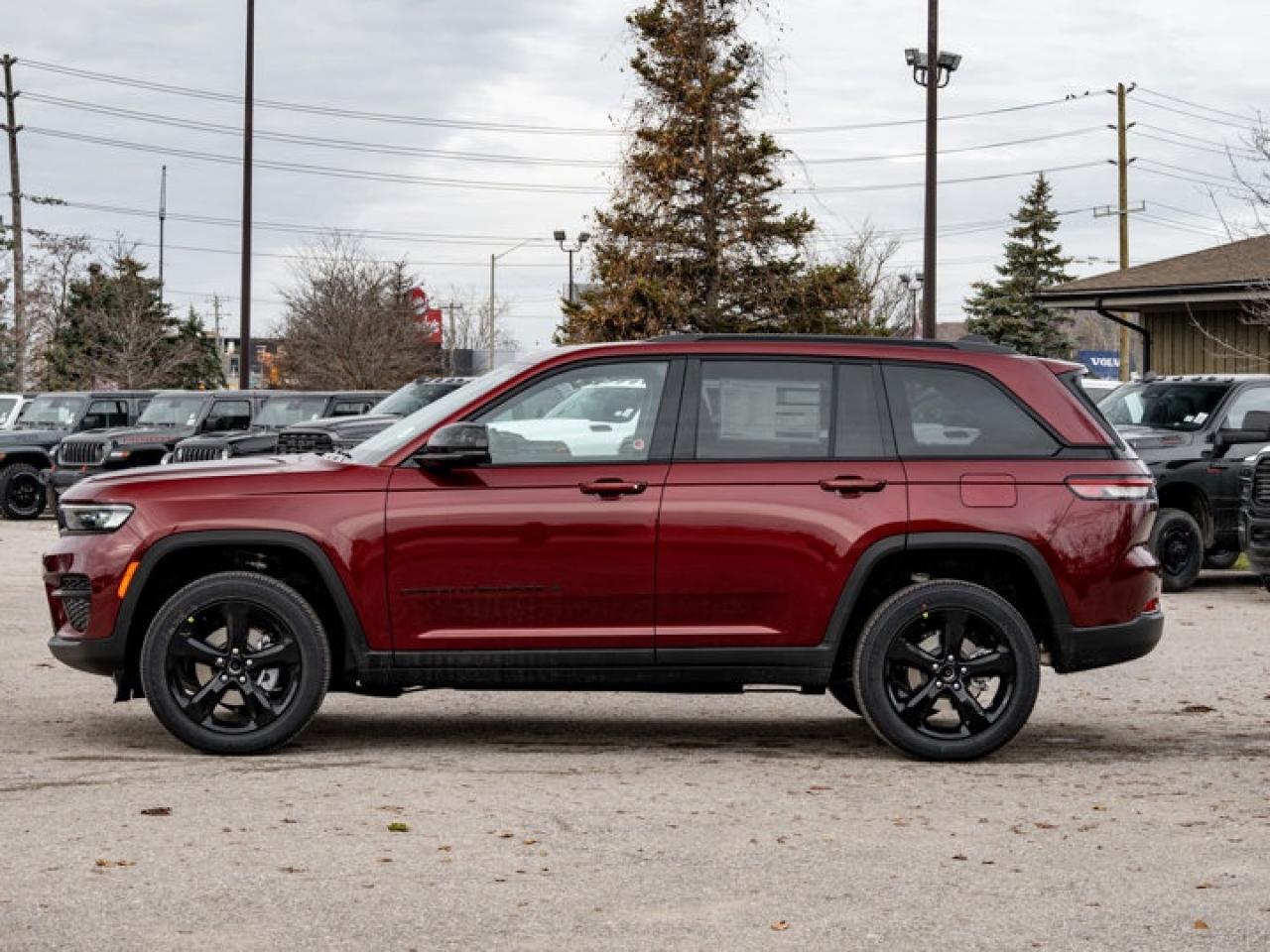 2025 Jeep Grand Cherokee Limited Photo4