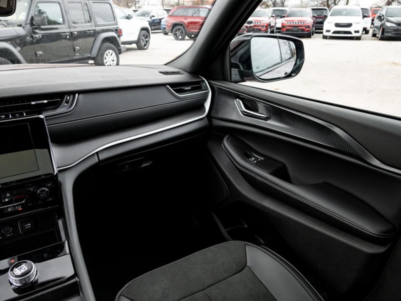 2025 Jeep Grand Cherokee Limited Photo