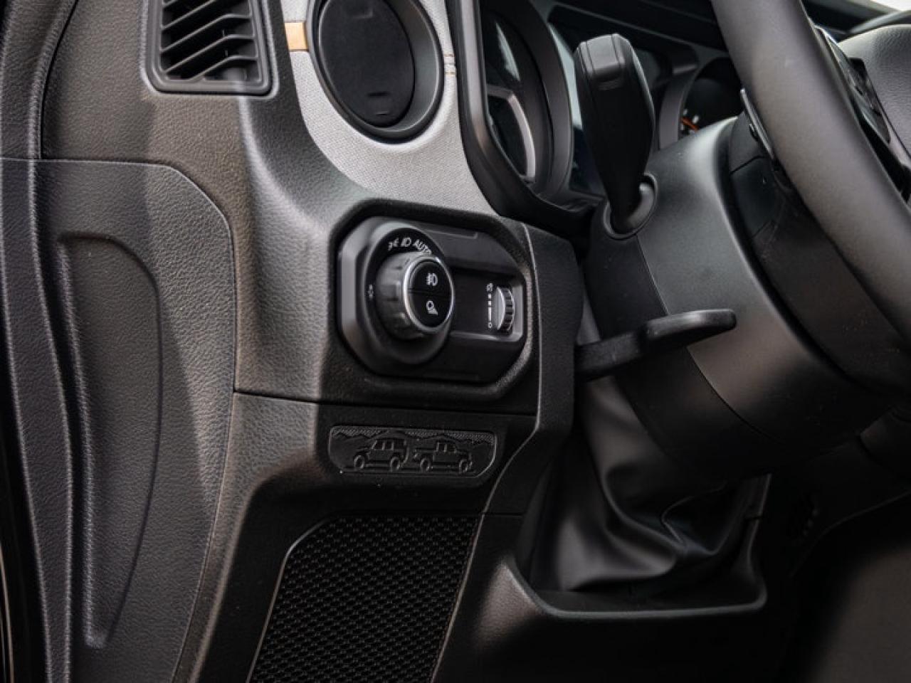 2026 Jeep Gladiator Willys Photo