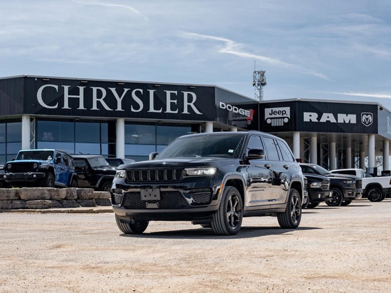 2025 Jeep Grand Cherokee Altitude Photo