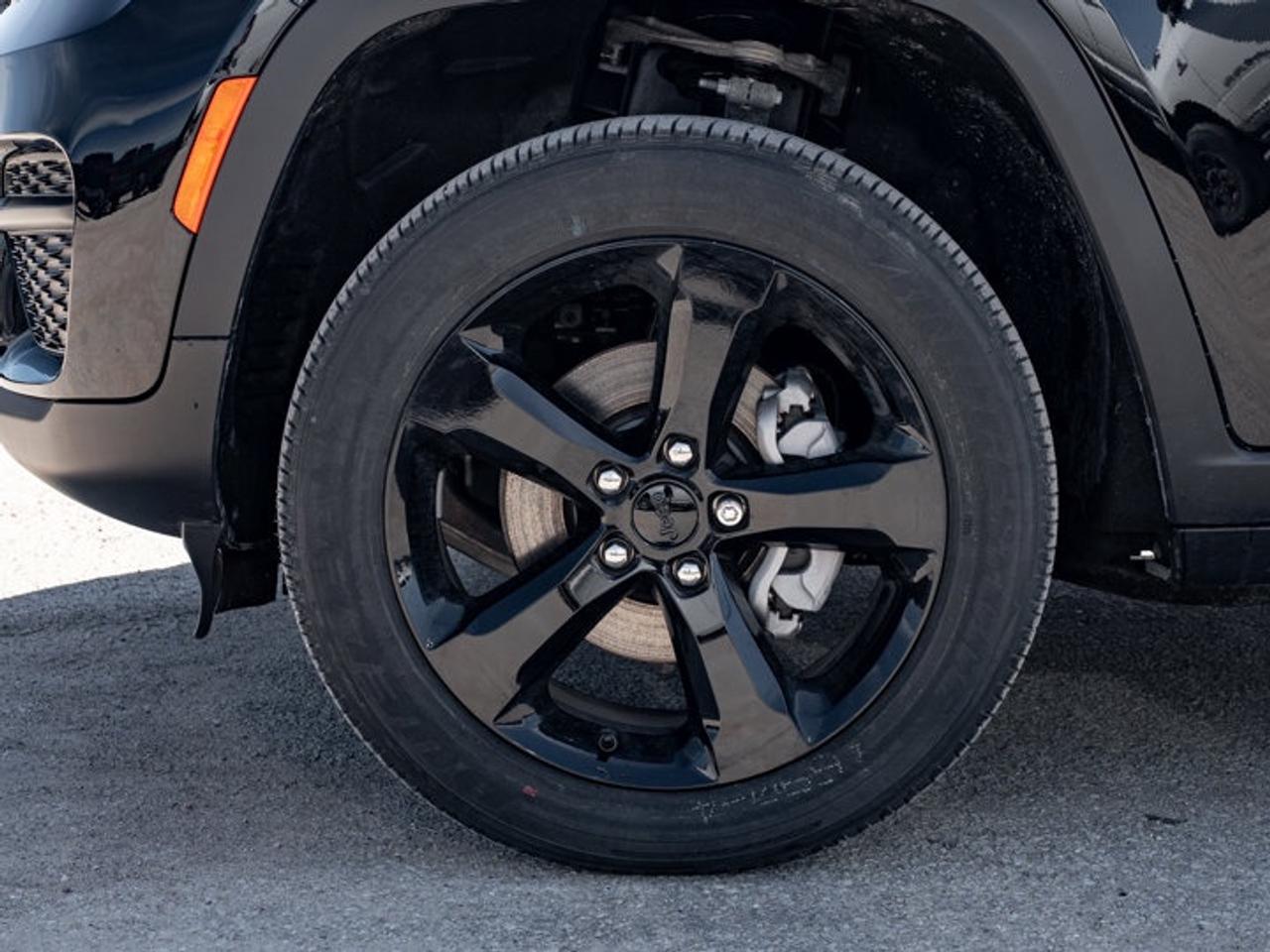 2025 Jeep Grand Cherokee Altitude Photo