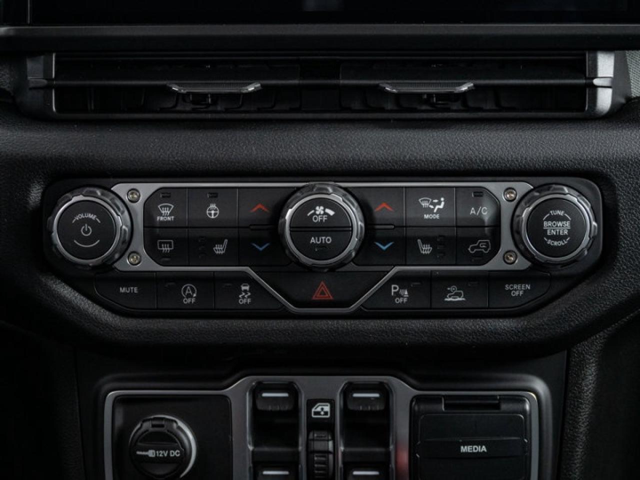 2026 Jeep Gladiator Willys Photo