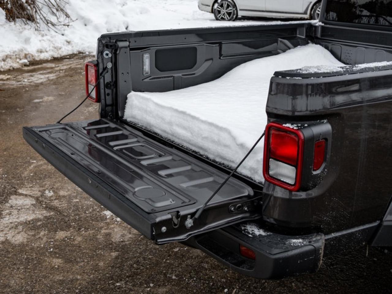 2026 Jeep Gladiator Willys Photo