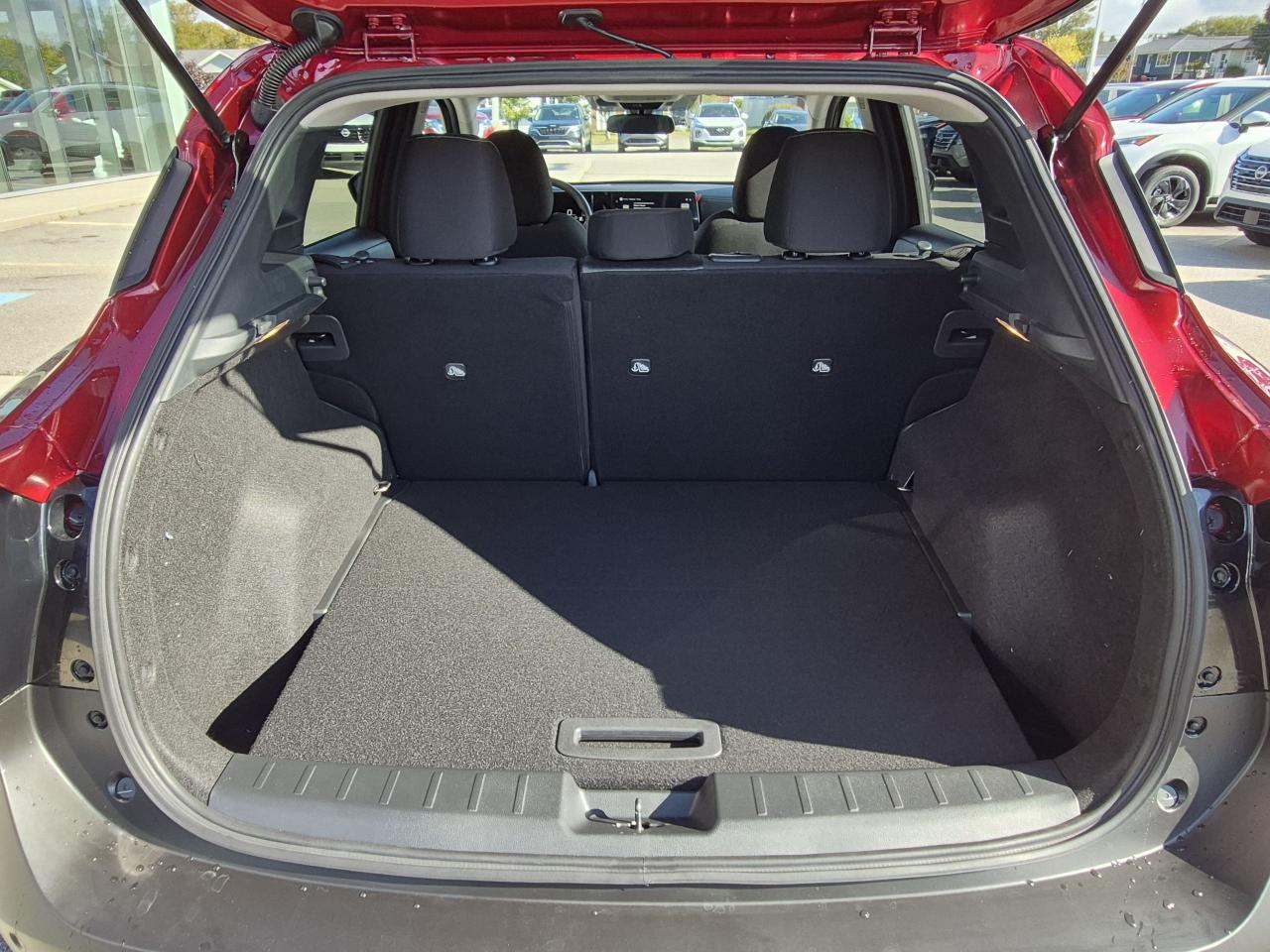 2026 Nissan Kicks SV FWD Photo28