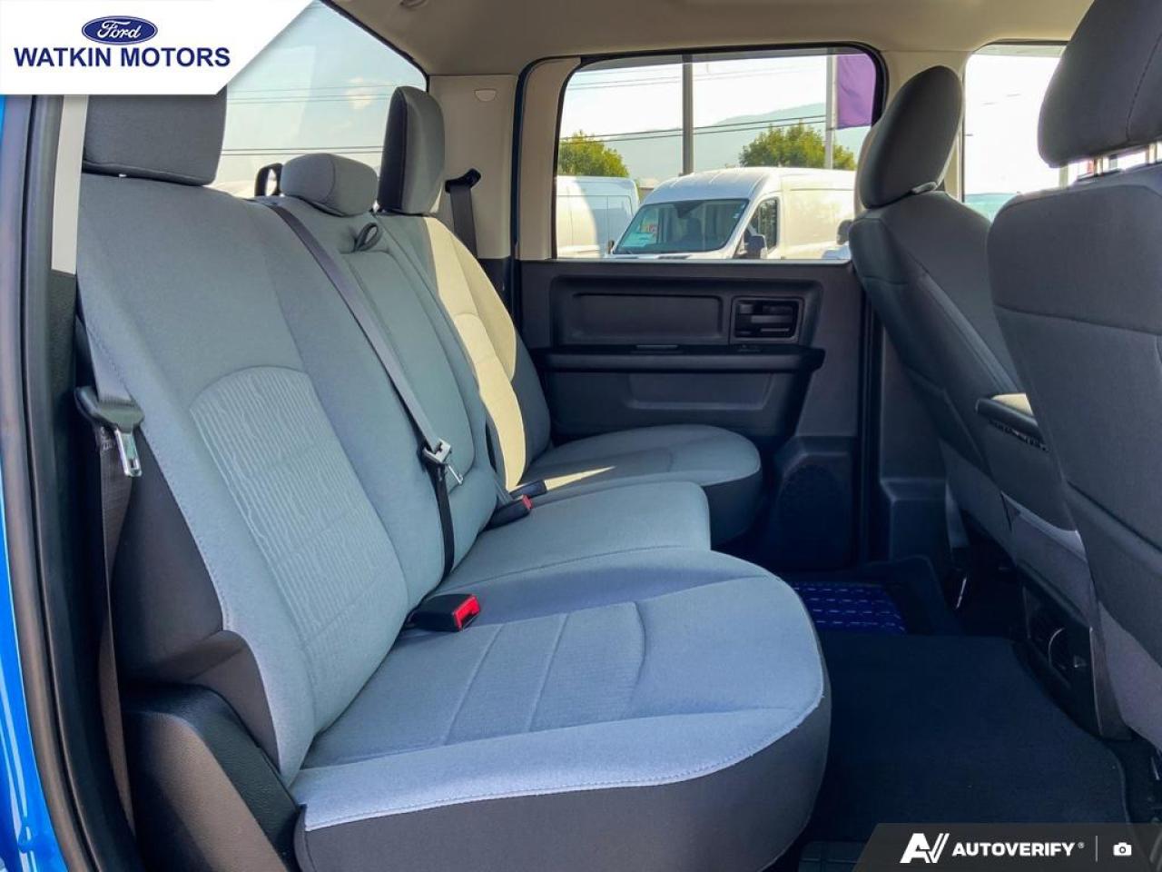 2021 RAM 1500 Classic EXPRESS CREW CAB 4X4 TRADESMAN Photo25