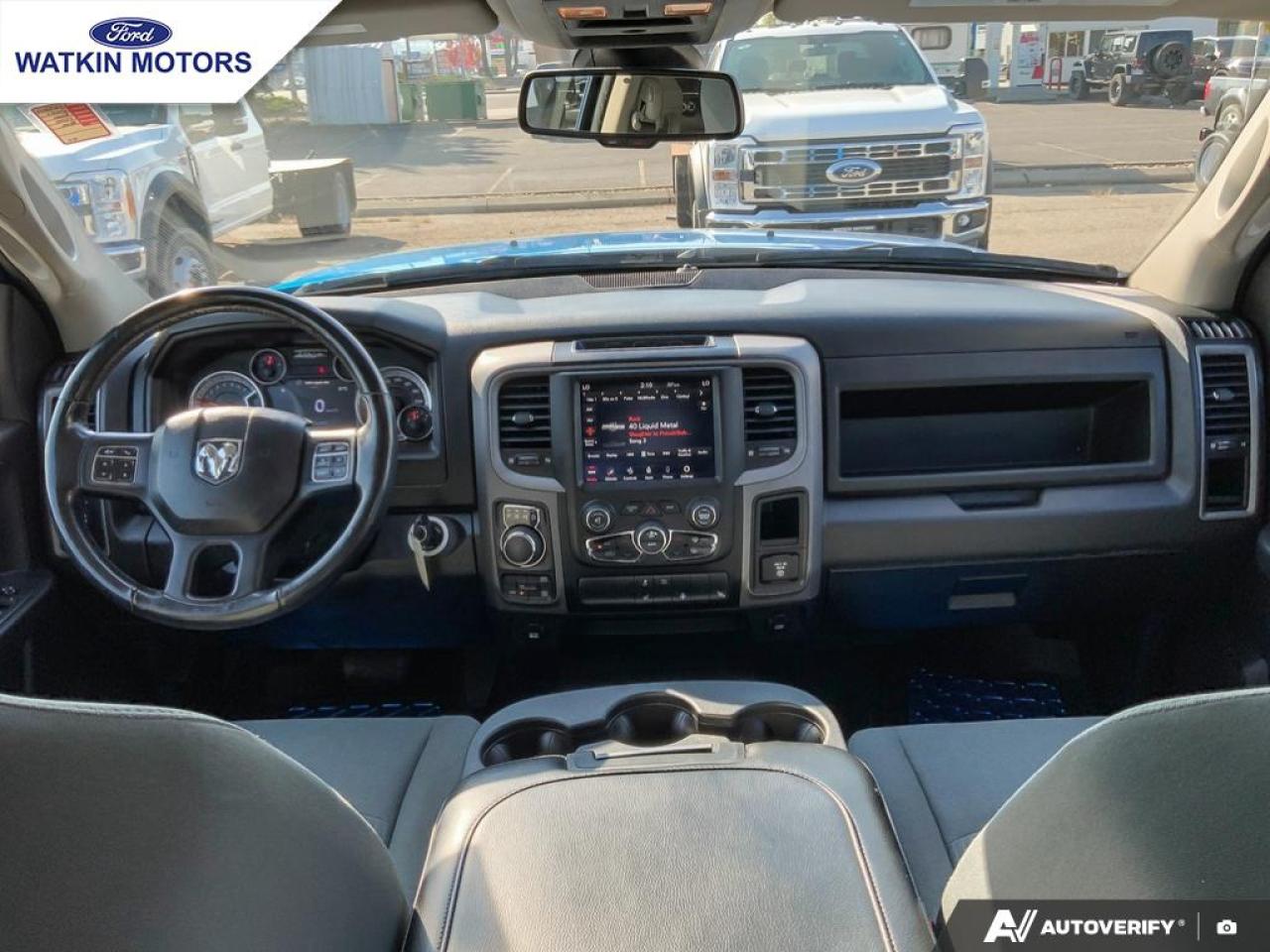 2021 RAM 1500 Classic EXPRESS CREW CAB 4X4 TRADESMAN Photo29