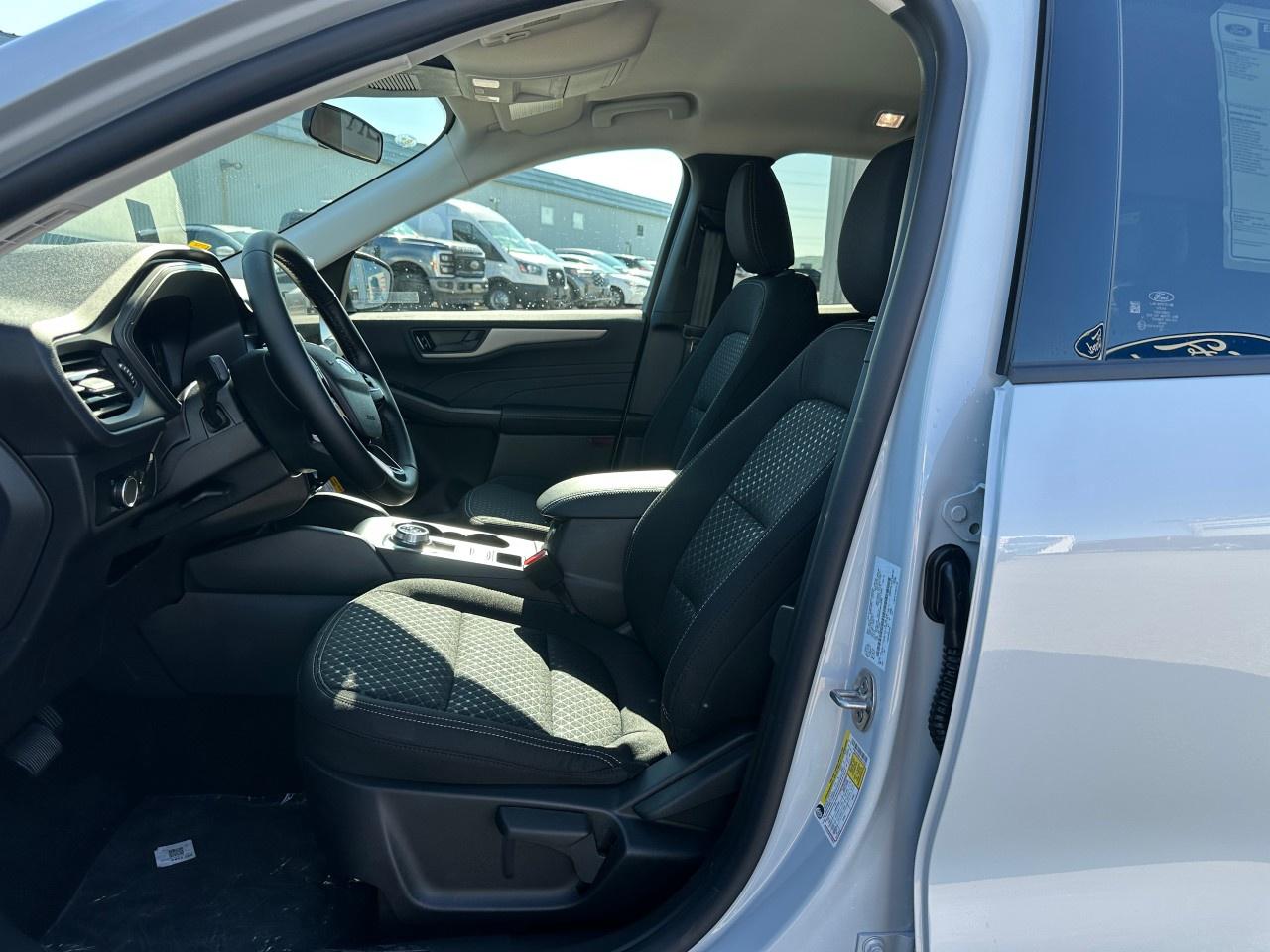 2025 Ford Escape Active AWD Photo