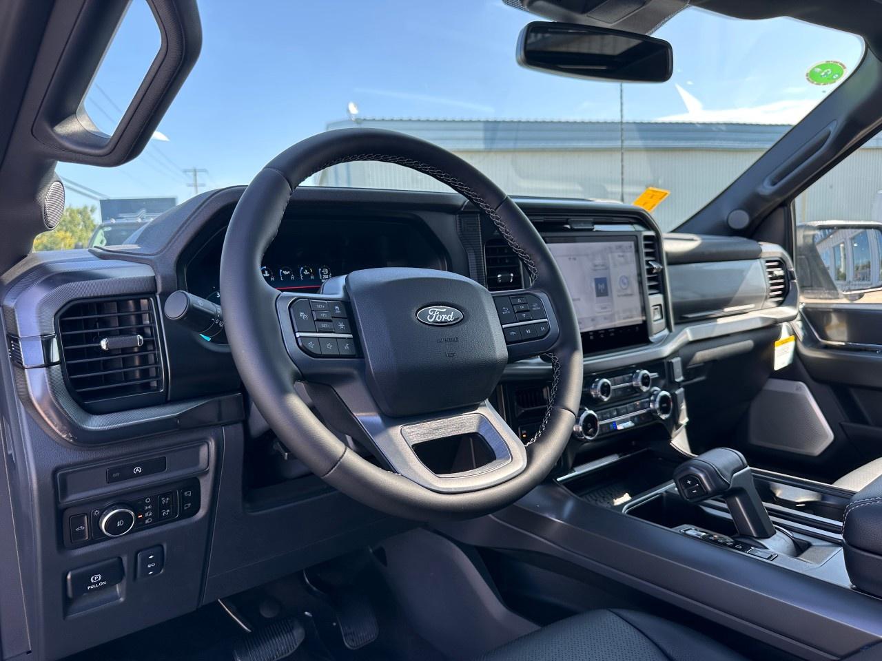 2025 Ford F-150 Lariat 4WD SuperCrew 5.5' Box Photo